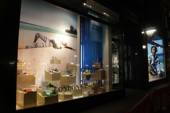 GUESS REGENT STREET 01
