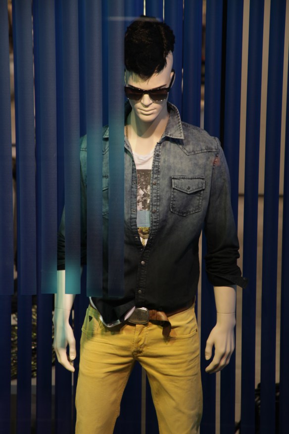 GUESS REGENT STREET 11