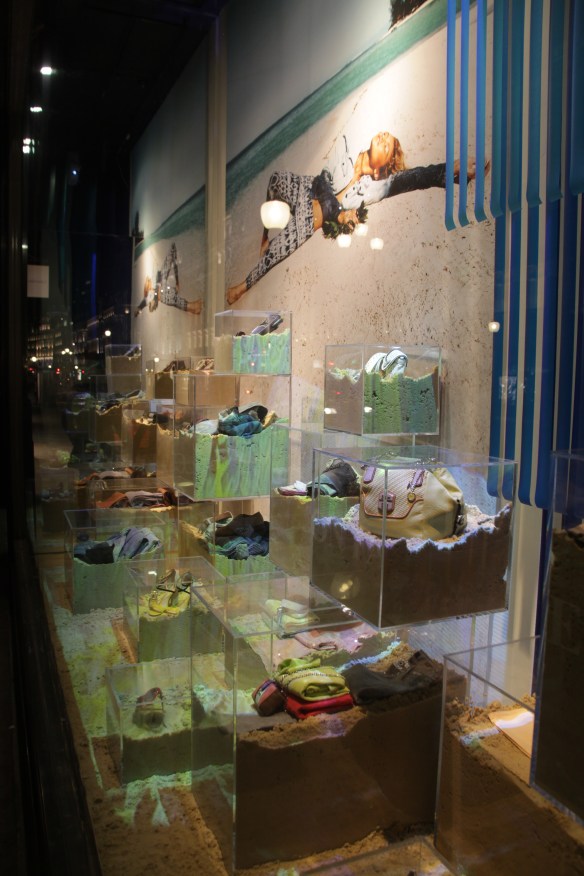 GUESS REGENT STREET 12