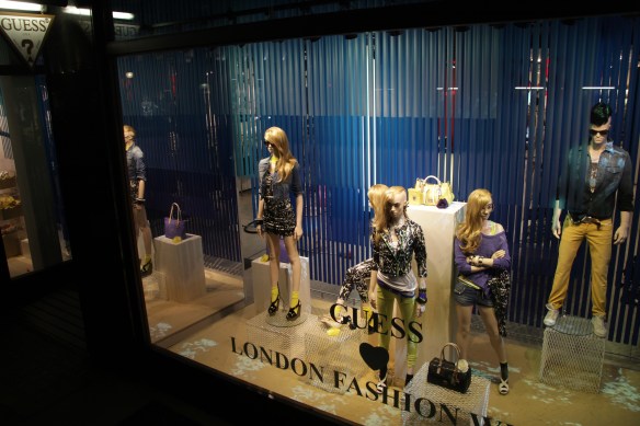 GUESS REGENT STREET 22