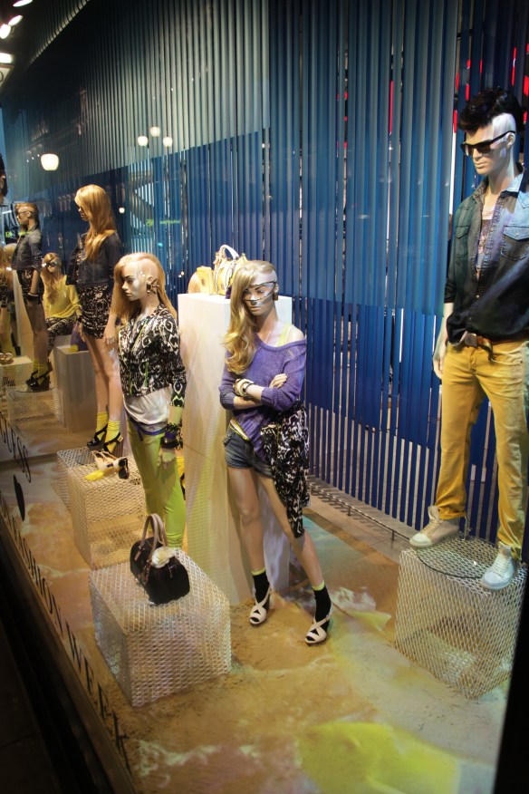 GUESS REGENT STREET 30