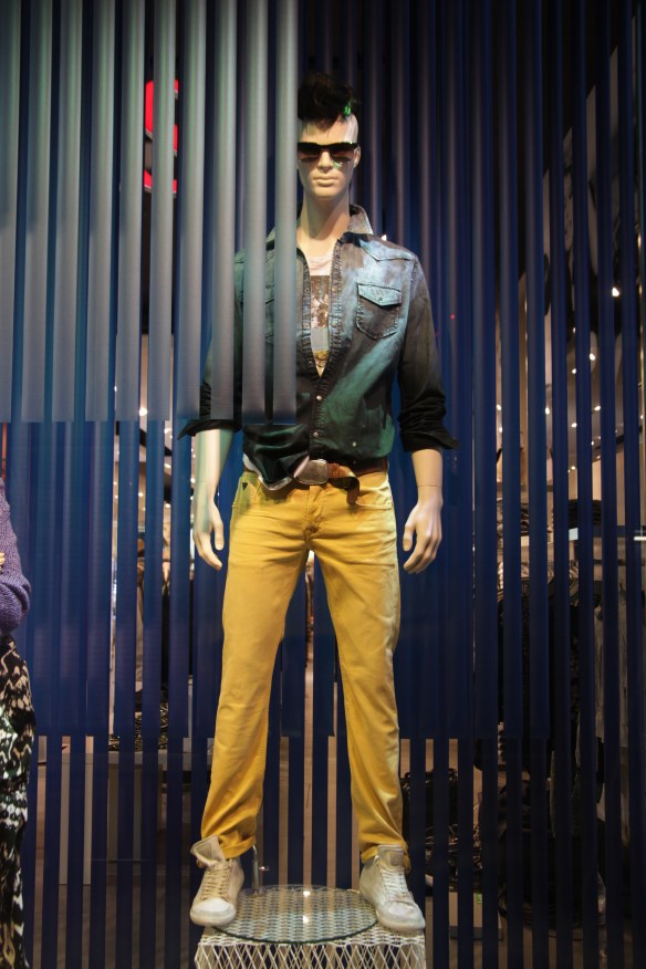 GUESS REGENT STREET 34