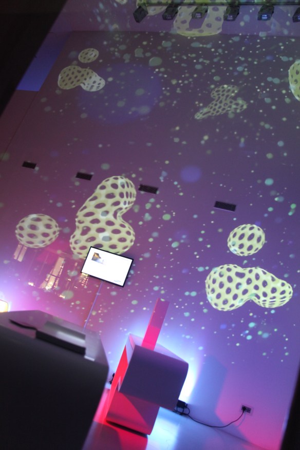 fuorisalone milano 2013 ZONA TORTONA SAMSUNG CHEMICAL_17