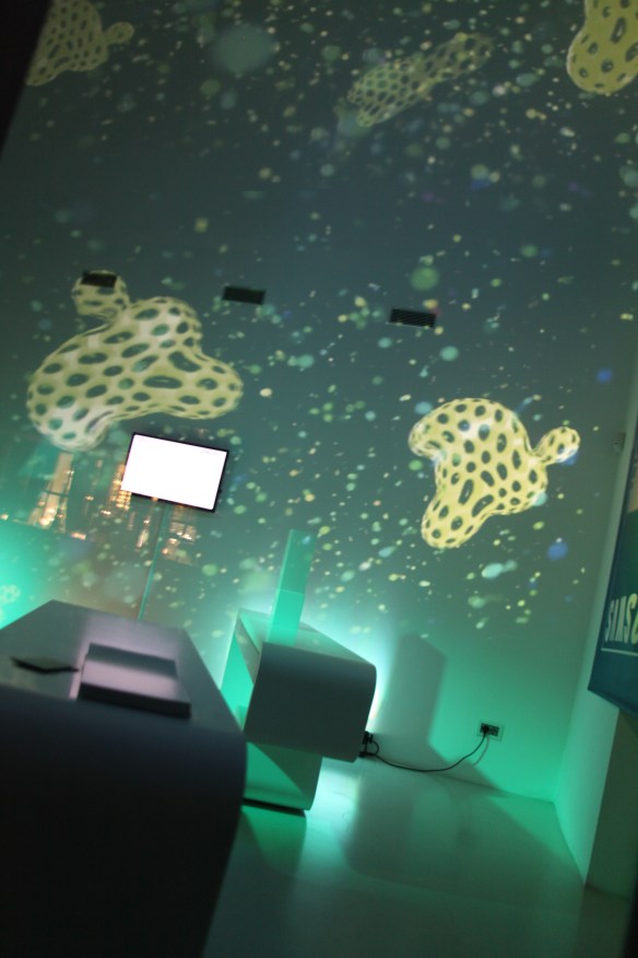 fuorisalone milano 2013 ZONA TORTONA SAMSUNG CHEMICAL_18