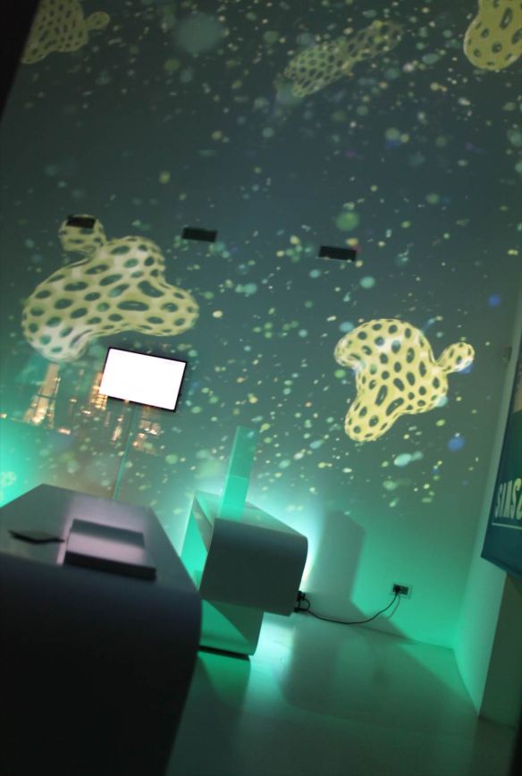 fuorisalone milano 2013 ZONA TORTONA SAMSUNG CHEMICAL_18_1