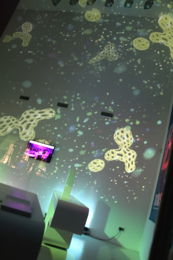 fuorisalone milano 2013 ZONA TORTONA SAMSUNG CHEMICAL_20