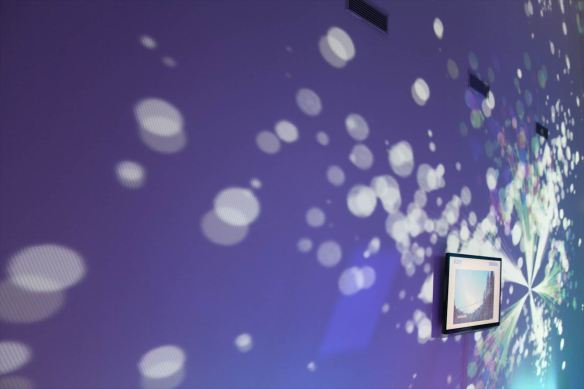 fuorisalone milano 2013 ZONA TORTONA SAMSUNG CHEMICAL_2_1