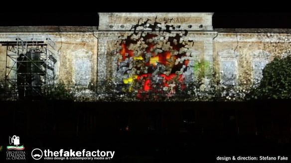 FEDERICO FELLINI . beyond LA DOLCE VITA _22749