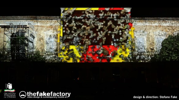 FEDERICO FELLINI . beyond LA DOLCE VITA _22754