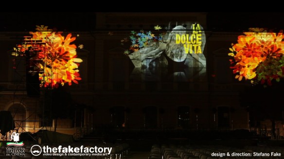 FEDERICO FELLINI . beyond LA DOLCE VITA _30464