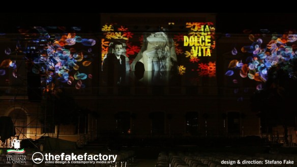 FEDERICO FELLINI . beyond LA DOLCE VITA _31049