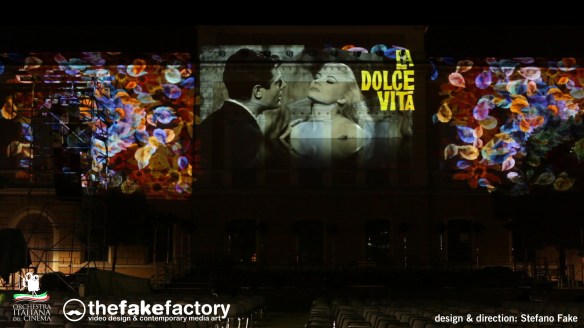 FEDERICO FELLINI . beyond LA DOLCE VITA _31692