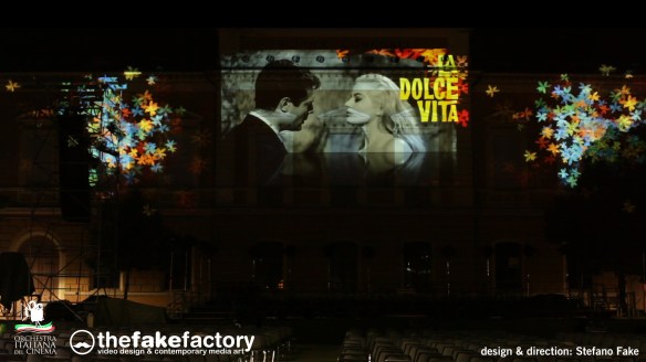 FEDERICO FELLINI . beyond LA DOLCE VITA _32289