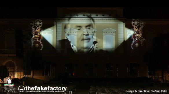 FEDERICO FELLINI . beyond LA DOLCE VITA _35301