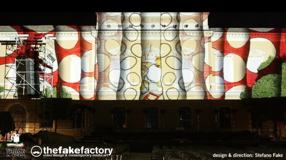 FEDERICO FELLINI . beyond LA DOLCE VITA _38135