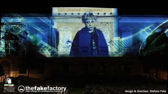 FEDERICO FELLINI . beyond LA DOLCE VITA _66329