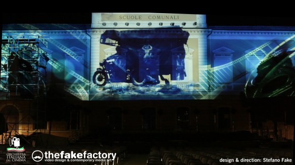 FEDERICO FELLINI . beyond LA DOLCE VITA _66679