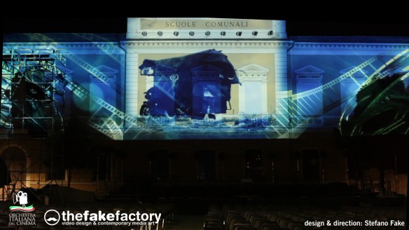 FEDERICO FELLINI . beyond LA DOLCE VITA _66725