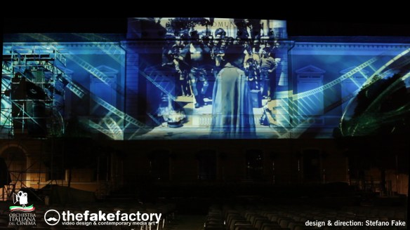 FEDERICO FELLINI . beyond LA DOLCE VITA _67411