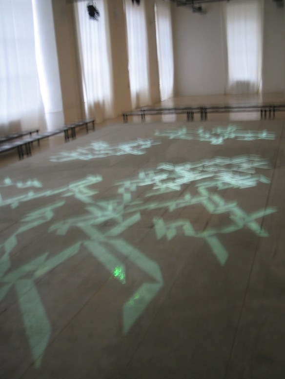 STEFANO FAKE fashion show abstract art intallation 2005_18