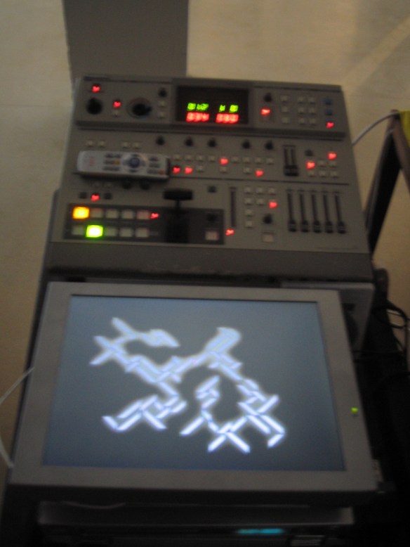 STEFANO FAKE fashion show abstract art intallation 2005_2