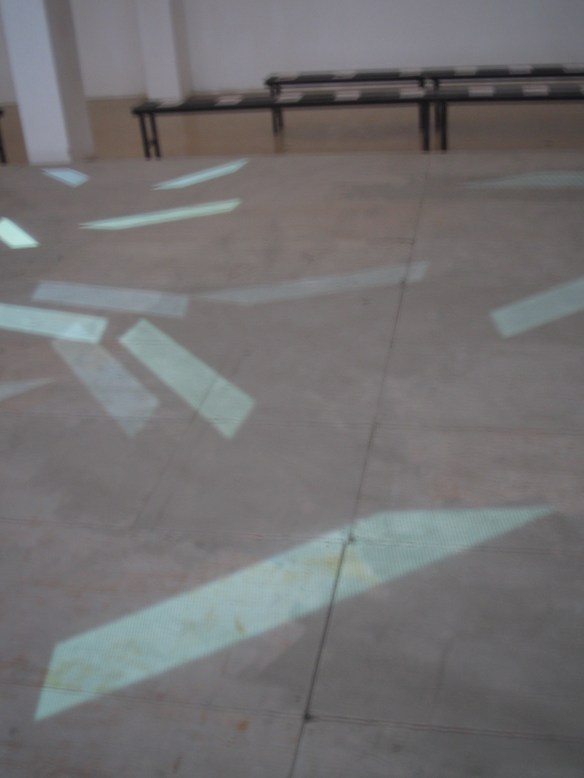 STEFANO FAKE fashion show abstract art intallation 2005_21