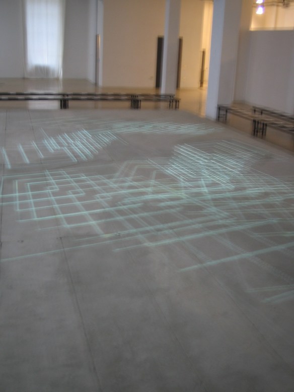 STEFANO FAKE fashion show abstract art intallation 2005_31