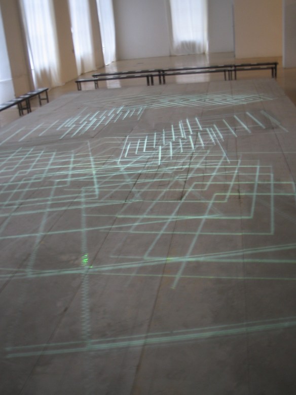 STEFANO FAKE fashion show abstract art intallation 2005_33