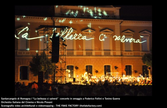 the fake factory videomapping concerto santarcangelo Federico Fellini Tonino Guerra_00081