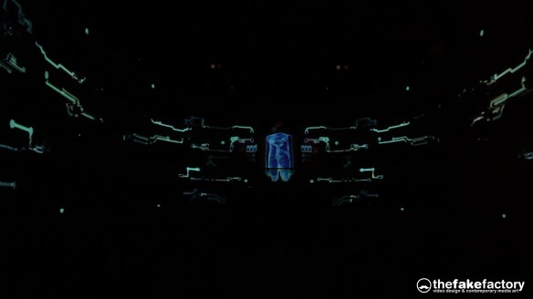 ETHNO-MORPHIC 3D VIDEOMAPPING FIRENZE4EVER TEATRO LA PERGOLA FIRENZE_25624