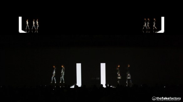 GUESS 3D HOLOGRAPHIC FASHION SHOW RUNAWAY 2014_04590