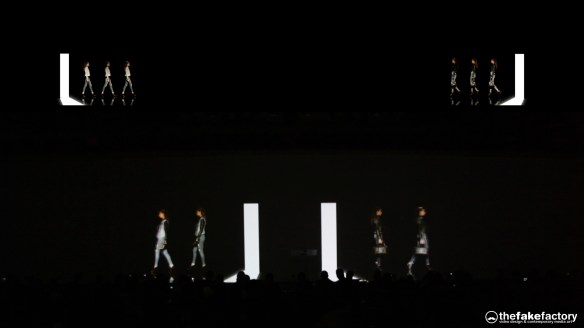 GUESS 3D HOLOGRAPHIC FASHION SHOW RUNAWAY 2014_04598