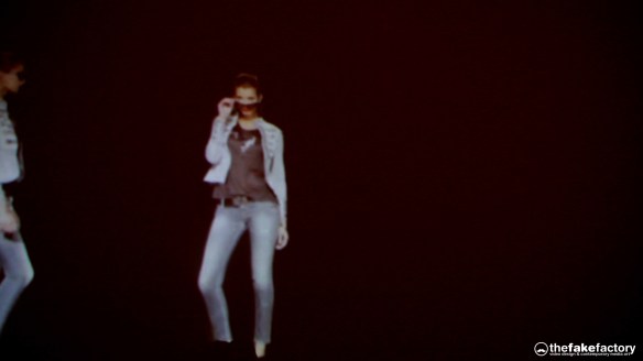 GUESS 3D HOLOGRAPHIC FASHION SHOW RUNAWAY 2014_04923