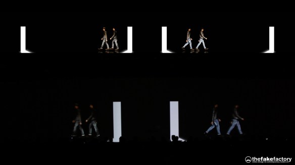 GUESS 3D HOLOGRAPHIC FASHION SHOW RUNAWAY 2014_06204