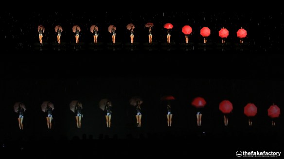 GUESS 3D HOLOGRAPHIC FASHION SHOW RUNAWAY 2014_07114