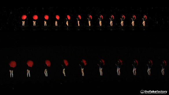 GUESS 3D HOLOGRAPHIC FASHION SHOW RUNAWAY 2014_07238