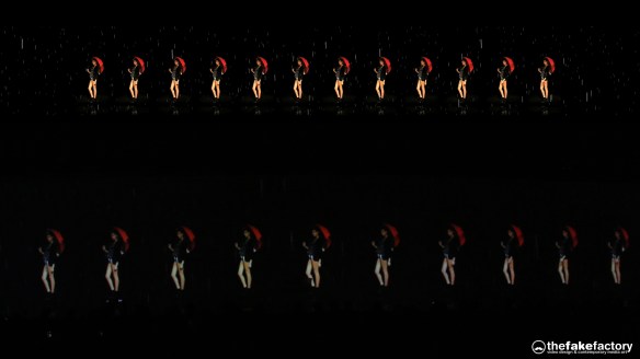 GUESS 3D HOLOGRAPHIC FASHION SHOW RUNAWAY 2014_07430