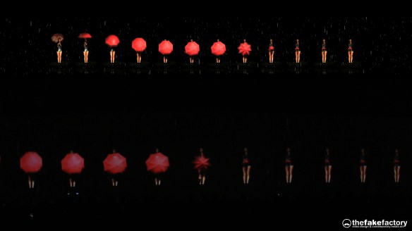 GUESS 3D HOLOGRAPHIC FASHION SHOW RUNAWAY 2014_07481