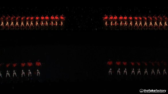 GUESS 3D HOLOGRAPHIC FASHION SHOW RUNAWAY 2014_07688