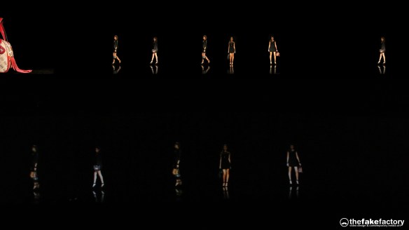 GUESS 3D HOLOGRAPHIC FASHION SHOW RUNAWAY 2014_10456