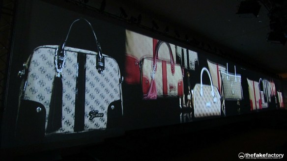 GUESS 3D HOLOGRAPHIC FASHION SHOW RUNAWAY 2014_10705