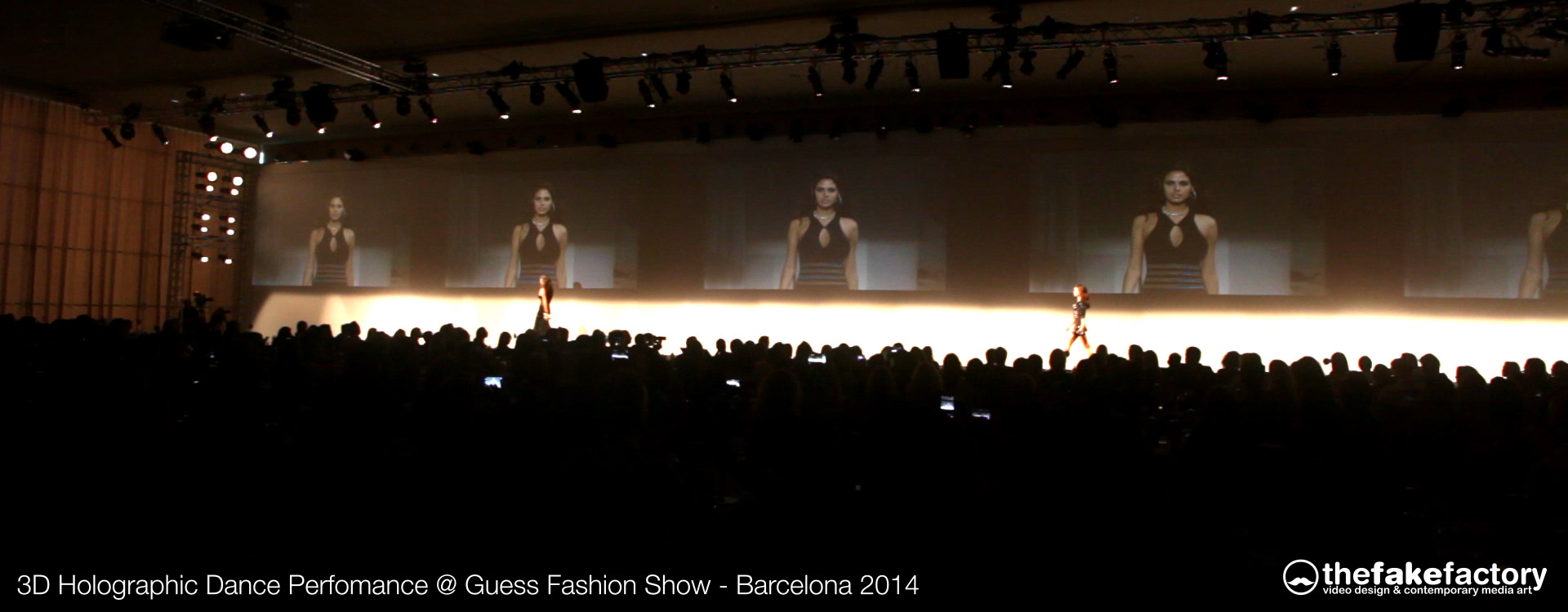 3D HOLOGRAPHIC DANCE PERFORMANCE_10128