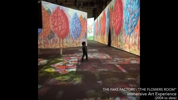 the fake factory the flowers room_00334