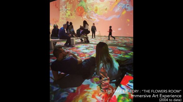 the fake factory the flowers room_00349