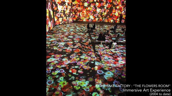 the fake factory the flowers room_00356