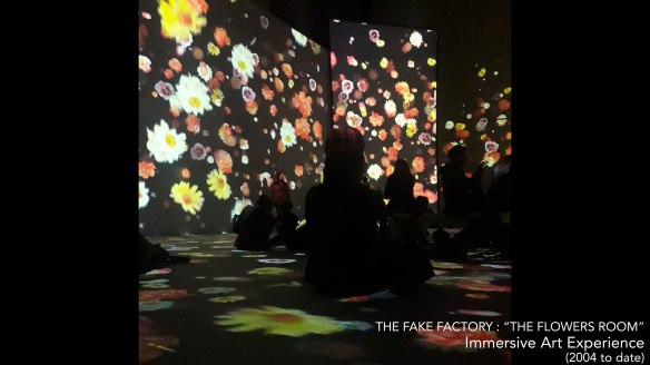 the fake factory the flowers room_00380